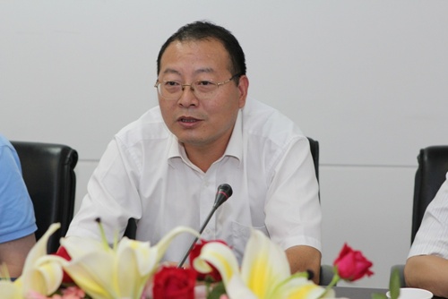 安粮老总打人_五粮春老总谢军照片