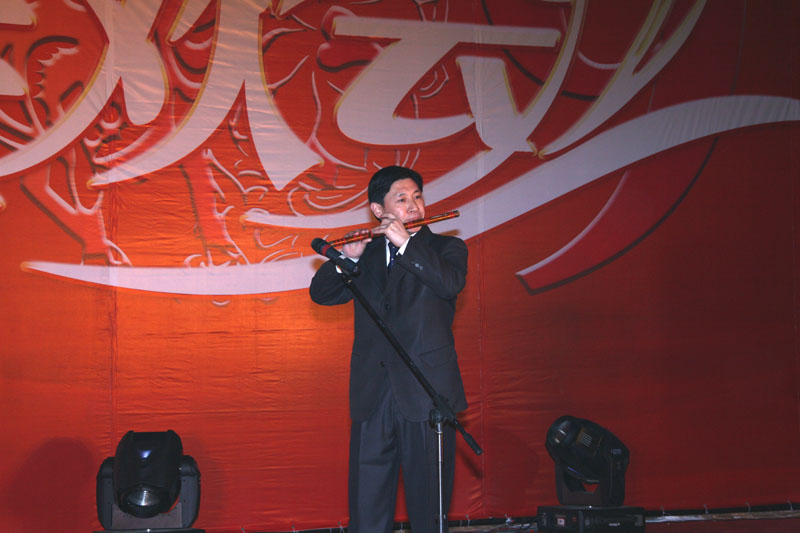 笛子独奏牧民新歌曲谱_牧民新歌笛子独奏简谱(2)
